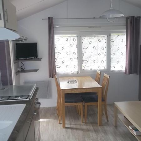 Camping Aire Du Gros Pre Lesseux Экстерьер фото